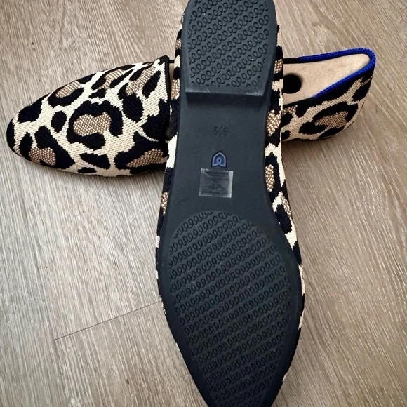 Leopard Print Women's Loafers - Picture 5 of 8